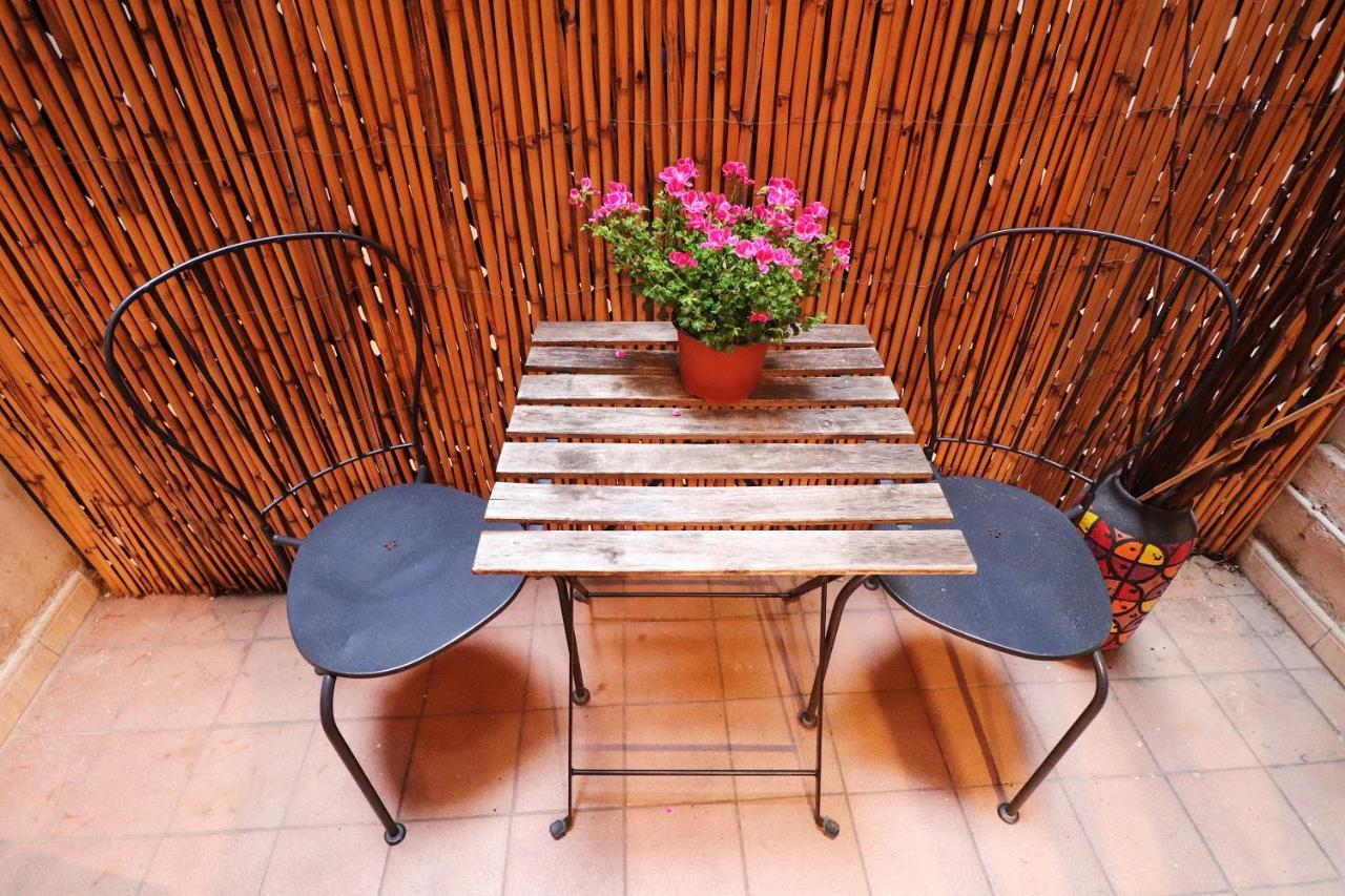 Efate Hostel